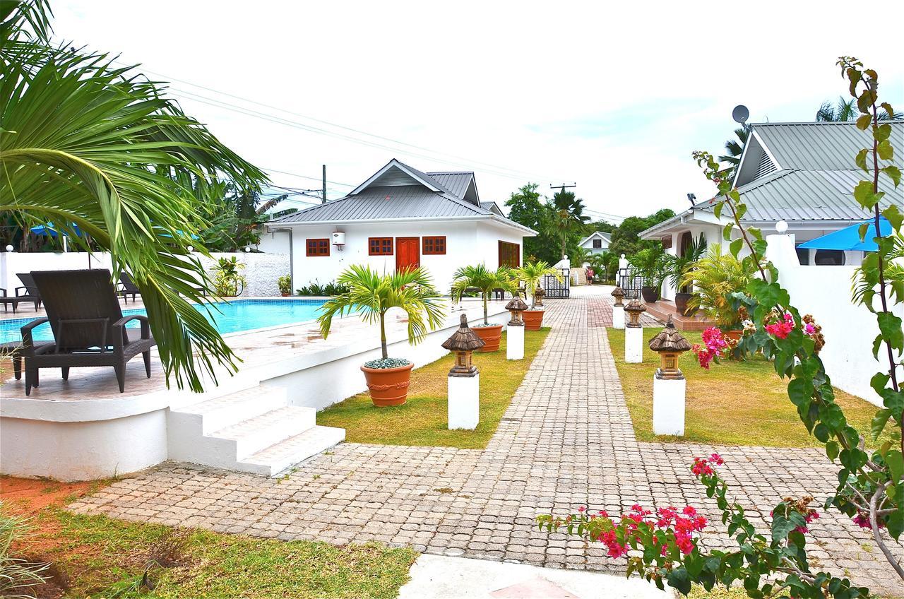 Britannia Hotel Grand Anse (Praslin) Exterior foto